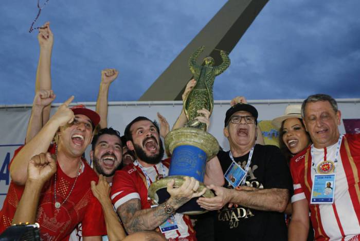 Viradouro é a grande campeã do Carnaval do Rio 