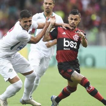 Flamengo “sapeca” 4 x 1 na Cabofriense