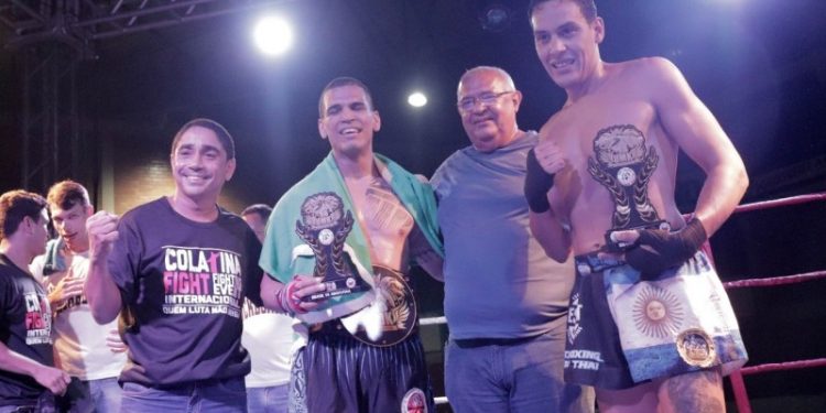 Colatina Fight Internacional teve disputa pelo título Mundial Profissional 1 Colatina Fight Internacional teve disputa pelo título Mundial Profissional