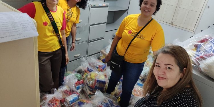 PROJETO CRUBIXÁ DISTRIBUI MAIS DE 120 CESTAS BÁSICAS A FAMÍLIAS DE JOÃO NEIVA