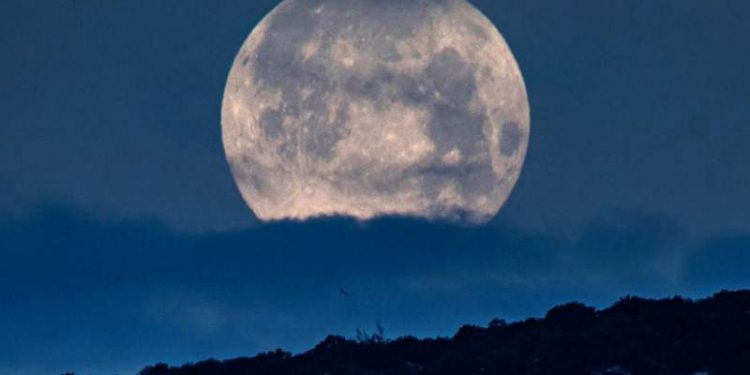 Última ‘superlua’ do ano poderá ser vista na noite desta quinta-feira
