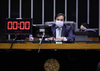 Câmara aprova novo texto-base da proposta de ajuda fiscal aos Estados