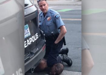 BR 9+ 0:23 / 0:53 Policial que matou George Floyd é preso em Minneapolis