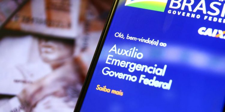Liberado pelo Caixa saque de auxílio emergencial para 4 milhões de pessoas 1 Liberado pelo Caixa saque de auxílio emergencial para 4 milhões de pessoas