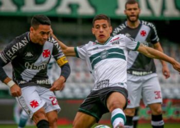 Oh dó! VAR vê pênalti e Vasco perde para o Coritiba