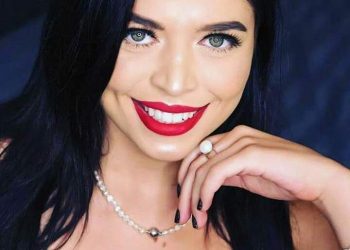 Ex-capa da Playboy presa em Vitória será transferida para o Distrito Federal 8 Ex-capa da Playboy presa em Vitória será transferida para o Distrito Federal
