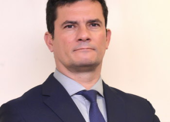 Fuga de Moro para os EUA também se deve à ausência de convites para palestras no Brasil