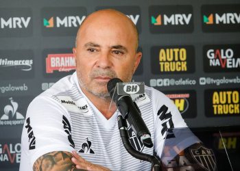 Atlético-MG revela mais 10 casos de covid-19; outros 4 atletas estão infectados