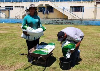Estádio de Barra de São Francisco recebe tratamento especial