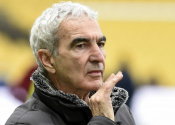 O previsível fracasso de Raymond Domenech no Nantes culminou na demissão após míseros oito jogos – e nenhuma vitória