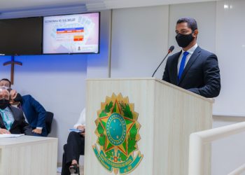 Vereador Roque Chile pleiteia ao governador do ES inclusão de secretários escolares e merendeiras no cronograma de vacinação