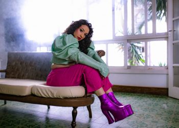 RAYA: Cantora capixaba apresenta seu novo single “Primeiro Amor” em live no Youtube