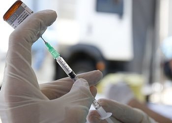 Quem pode  ser vacinado contra a Covid-19 nesta quarta-feira (21) em Colatina