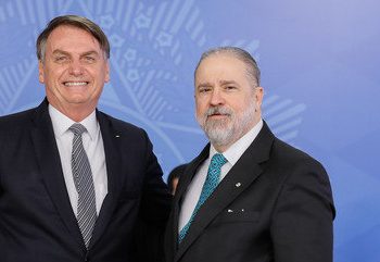 Bolsonaro indica Augusto Aras para novo mandato na PGR