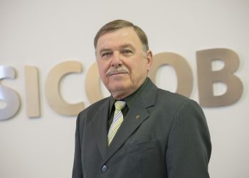 Bento Venturim é homenageado pela Assembleia Legislativa do ES