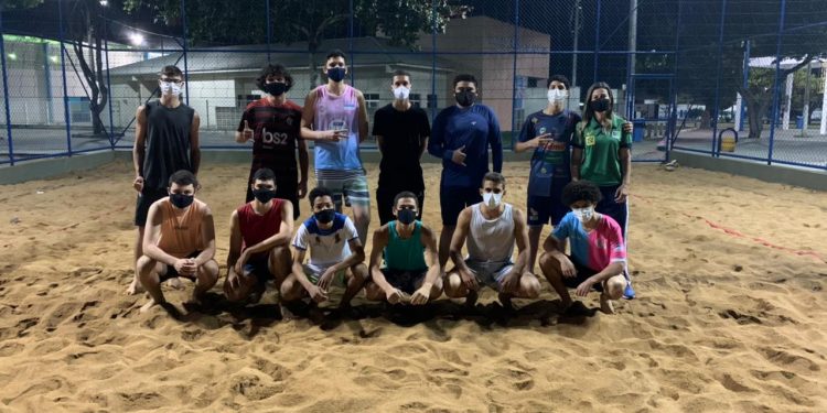 Mais de 10 atletas linharenses vão disputar Circuito Estadual de Vôlei de Praia neste domingo (15), na Praia de Camburi