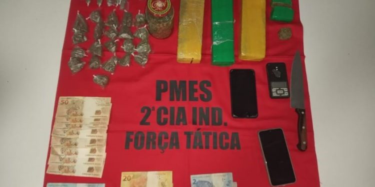Polícia Militar apreende maconha em Afonso Cláudio 1 Polícia Militar apreende maconha em Afonso Cláudio