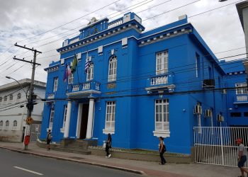 Juiz cassa mandatos de vereadores em Colatina