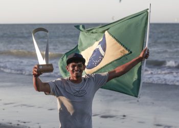 Mika Sol vence o Superkite Brasil 2021 e é tetracampeã mundial de Kitesurf; Bebê ficou com o título da etapa no masculino