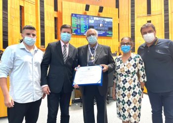 Coluna Ana de Brito – 12 e 13 de fevereiro