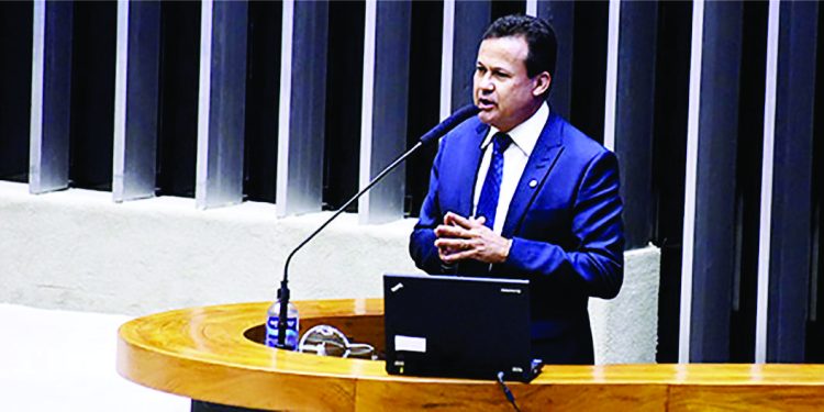 Nós somos contra qualquer tipo de censura”, diz Neucimar Fraga ao defender Daniel Silveira março 30, 2022 Em ação 1 Nós somos contra qualquer tipo de censura”, diz Neucimar Fraga ao defender Daniel Silveira março 30, 2022 Em ação