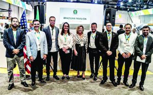 Em missao oficial Neucimar Fraga busca investimentos para os setores de rocha e mineracao