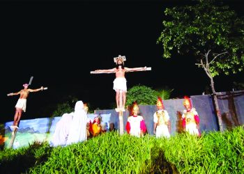 Peça Vida e Paixão de Jesus Cristo é encenado na Serra