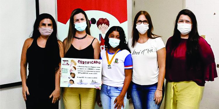 Estudante de Linhares é homenageada do MPT-ES 1 Estudante de Linhares é homenageada do MPT-ES
