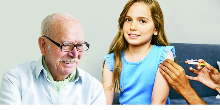 Colatina vacina até sexta-feira contra Covid, sarampo e H1N1.