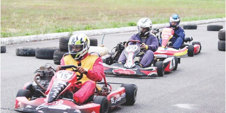 Copa de Kart é sucesso de público em Linhares