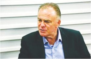 Casagrande lidera também na rejeição. 2 Pesquisa da Rede Gazeta mostra os primeiros colocados na disputa eleitoral capixaba 3