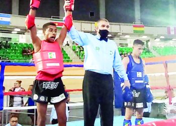 Campeonato Estadual de Muaythai no bairro Barcelona na Serra.