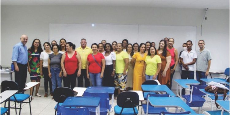 Profissionais de acolhimento na saúde participam de curso