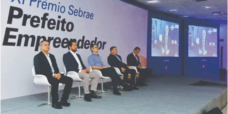 Sebrae vai anunciar vencedores do prêmio Prefeito Empreendedor Vencedores do prêmio Prefeito Empreendedor 1 Sebrae vai anunciar vencedores do prêmio Prefeito Empreendedor Vencedores do prêmio Prefeito Empreendedor