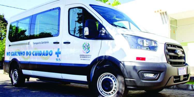 Baixo Guandu recebe Van para transporte dos usuários da Saúde.