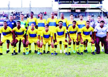 Baixo Guandu recebe jogo do Campeonato Capixaba Sub-20 no final de semana. A equipe do Grêmio Esportivo Laranjeiras (GEL) do município da Serra contra a equipe da Desportiva do município de Cariacica-ES. Este é o terceiro jogo do GEL pelo sub-20 neste sábado, dia 4 de junho, às 15 horas, no estádio municipal, Manoel Carneiro em Baixo Guandu.