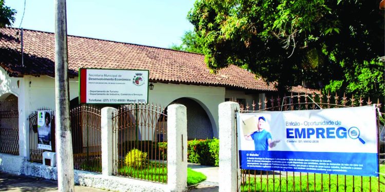 Prefeitura de Baixo Guandu oferece curso gratuito de garçom.