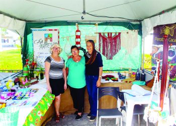 Feira ambiental leva diversas atividades educativas para a Praça 22 de Agosto.
