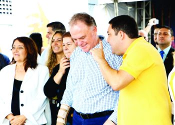 Bruno conversa com Casagrande: o viaduto vai desafogar o trânsito na Serra e na entrada e saída Norte da capital