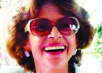 Maria Lúcia Grossi Zunti é sepultada em Linhares.