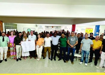 Pavimentação e construção da creche em Baixo Guandu.