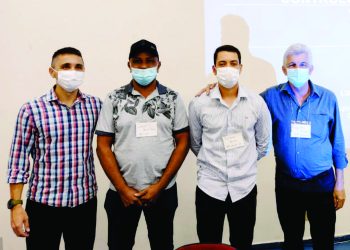 Equipe da Vigilância em Zoonoses de Baixo Guandu passa por treinamento em São Paulo.