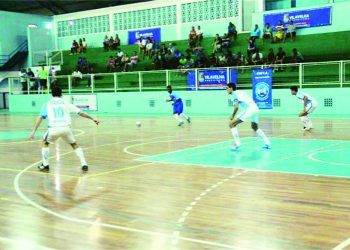 Feras do futsal em disputa nacional no Tartarugão.