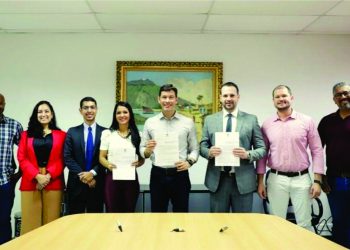 Prefeitura de Vila Velha e Sejus assinam convênio para emprego de internos.