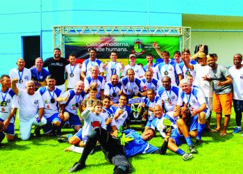 Time do bairro Shell é campeão do campeonato Master 40 anos em Linhares.