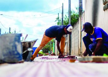 Calçadas é reponsabilidade do proprietário de imóveis
