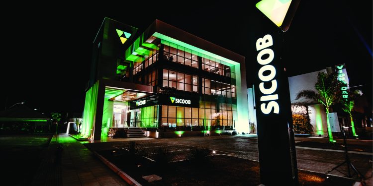O Sicoob Norte e o Sicoob Leste Capixaba levarão à Assembleia dos Cooperados a proposta de união das cooperativas.