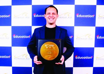 Rony Jabour ganha o ‘Excelência em Liderança em Educação’ nos EUA
