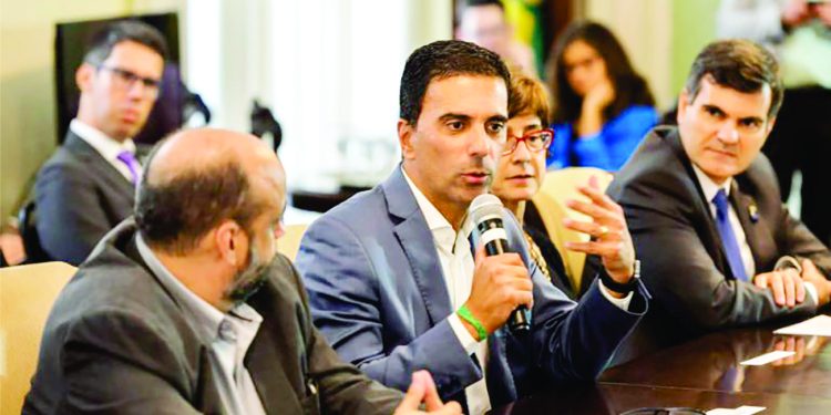Findes e Apex Brasil vão ajudar empresas capixabas a exportar