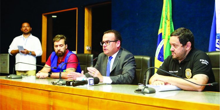 Ação desarticula esquema de adulteração de combustível em postos do ES, RJ e SP.